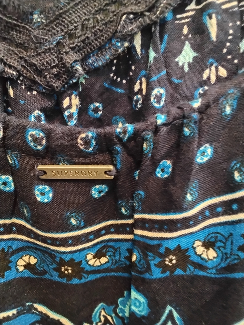 Navy Blue Printed Spaghetti Strap Boho, Paisley, Beaded Camasole Top Size 8 - Picture 5 of 8